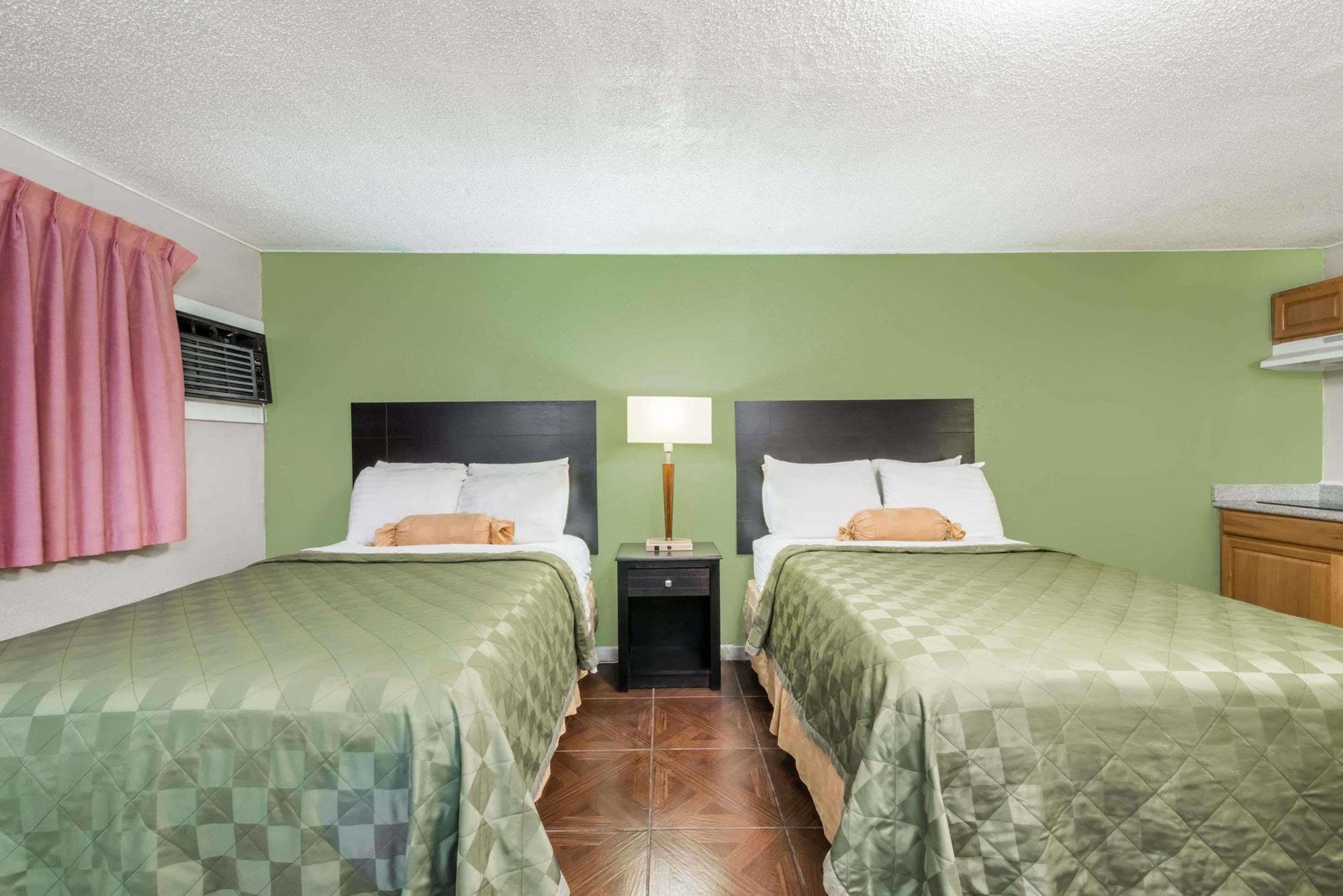 Executive Inn & Kitchenette Suites-Eagle Pass Kültér fotó